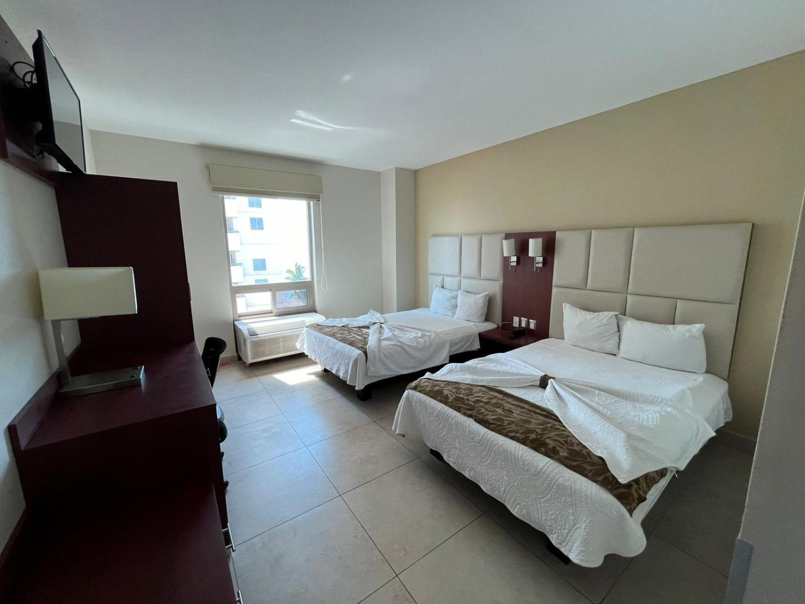 Hotel Ave Inn Mazatlán Zewnętrze zdjęcie